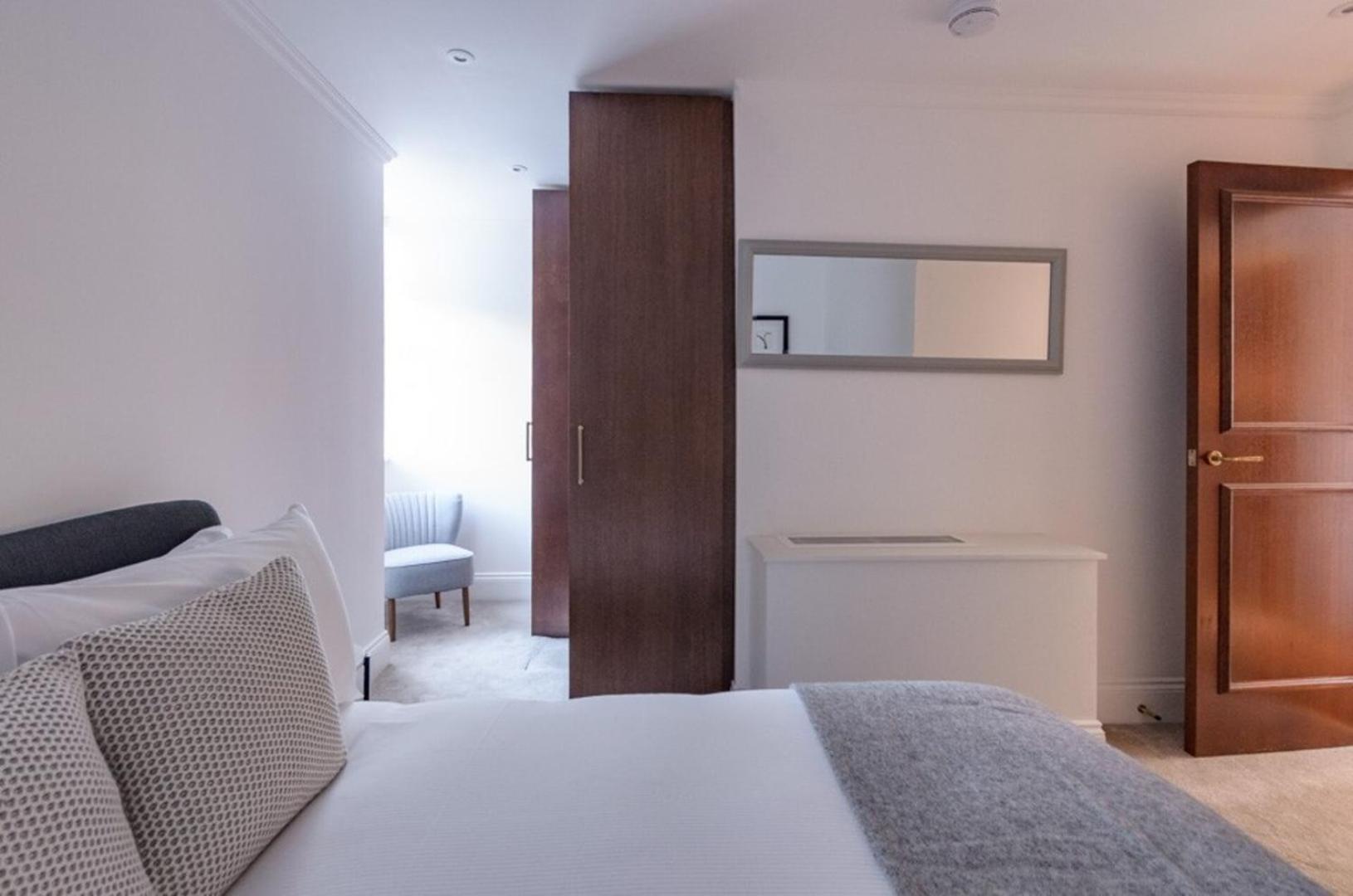 Modern, Luxurious 1br Flat- Heart Of Covent Garden Apartment London